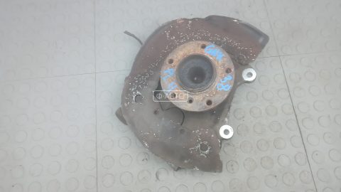 Ступица передняя левая