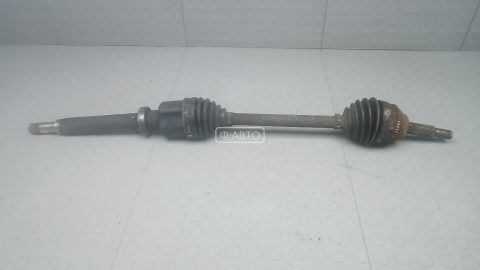 Привод передний правый