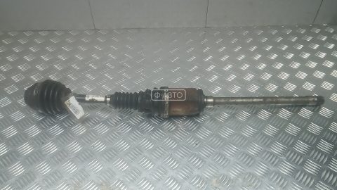 Привод передний правый