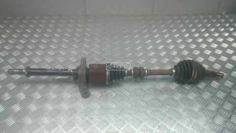 Привод передний правый