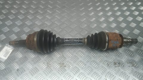 Привод передний правый