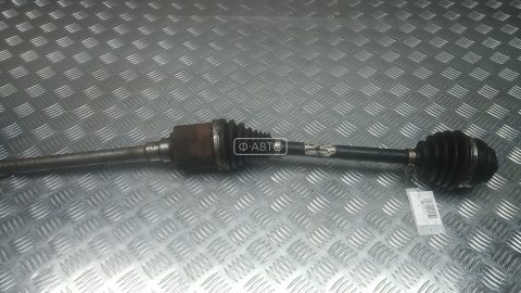 Привод передний правый