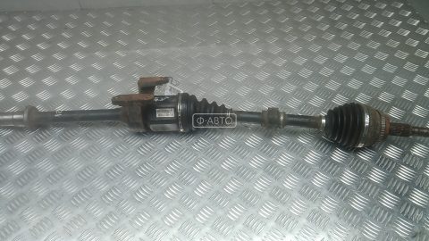 Привод передний правый