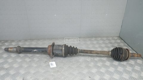 Привод передний правый