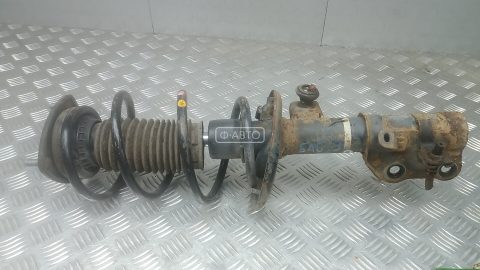 Стойка передняя правая