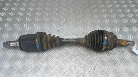 Привод передний правый