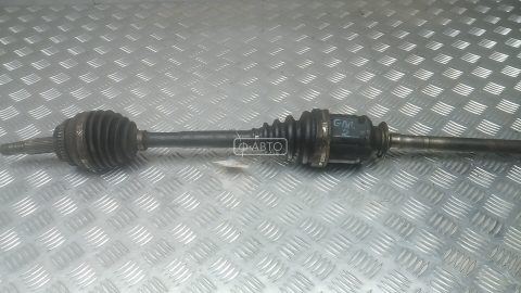 Привод передний правый