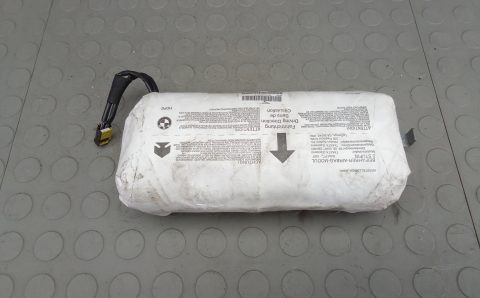 Подушка безопасности пассажира