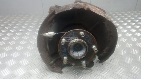Ступица задняя левая