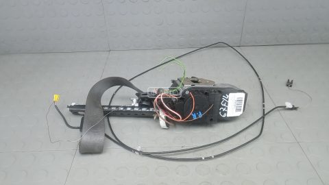 Ремень безопасности с пиропатроном сиденья заднего