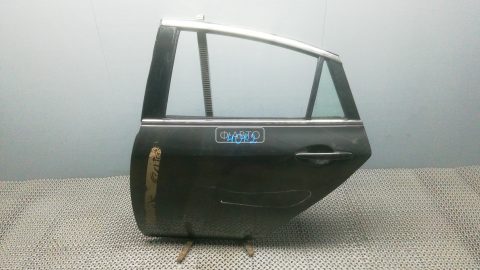 Дверь задняя левая