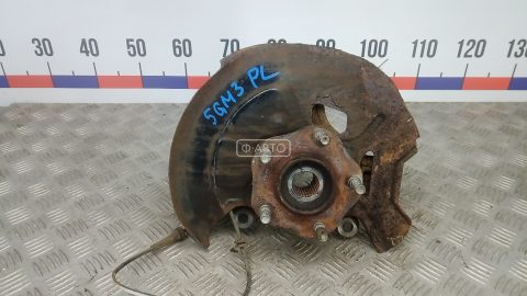 Ступица передняя левая