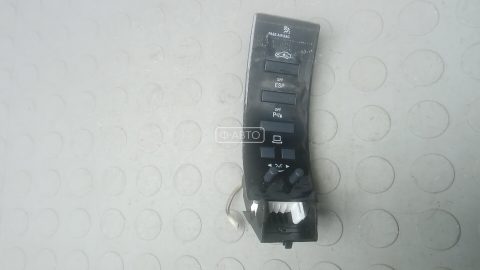 Кнопки стеклоподъемника