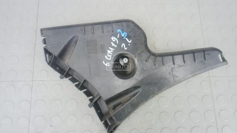 Крепление бампера заднее