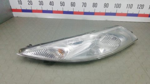 Фара левая