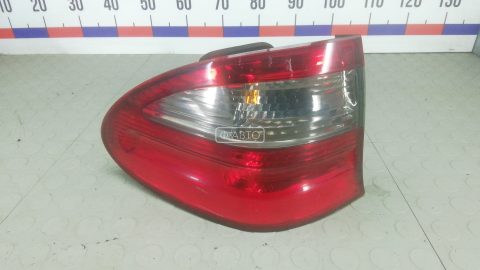 Фонарь задний левый