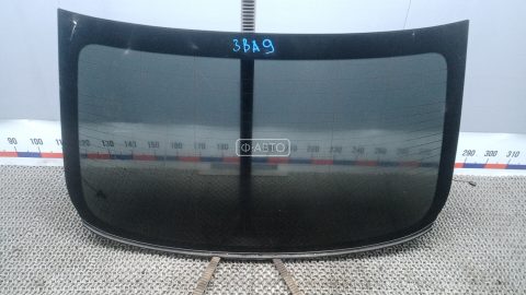 Стекло заднее