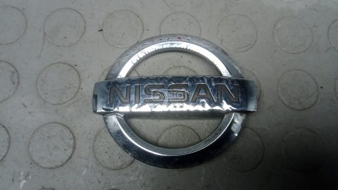 Значок на капот