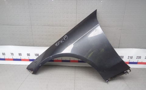 Крыло переднее левое