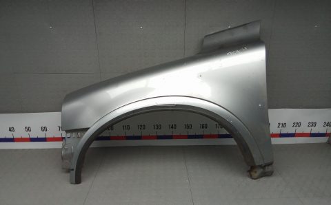 Крыло переднее левое