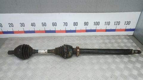 Привод передний правый