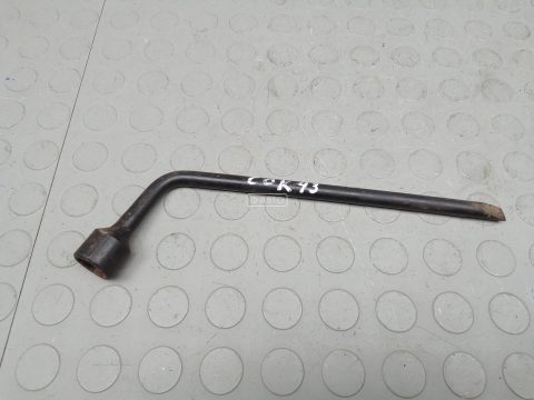 Ключ колесный