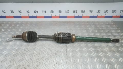 Привод передний правый