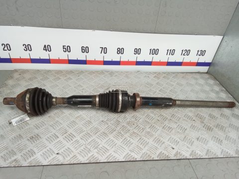 Привод передний правый