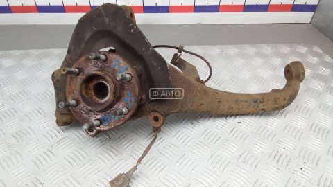 Ступица передняя левая