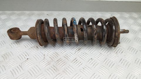 Стойка передняя правая