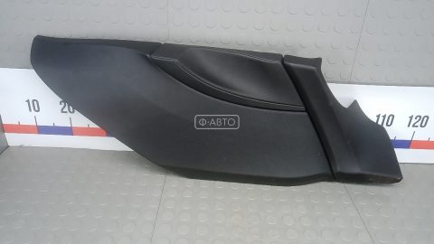 Обшивка стойки задняя правая