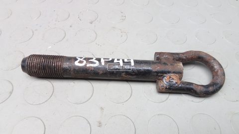 Крюк буксировочный