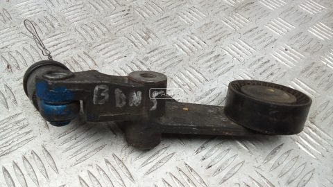 Механизм натяжения ремня (цепи) бензиновый