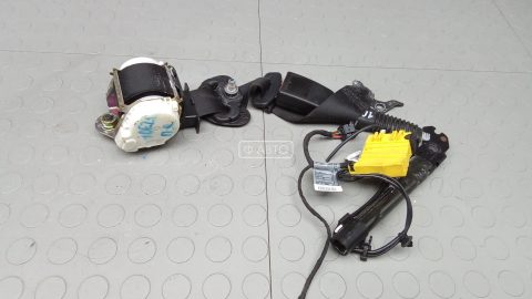 Ремень безопасности с пиропатроном сиденья переднего