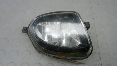 Фара галогенная правая передняя