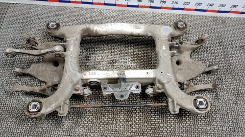 Балка задняя