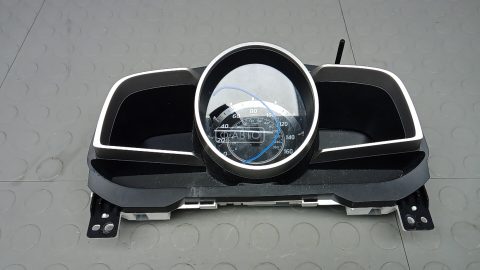 Щиток приборов