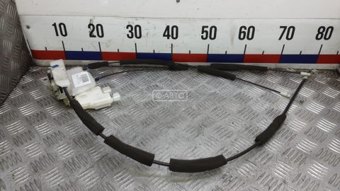 Замок двери передней правой