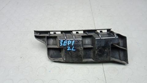 Крепление бампера заднее