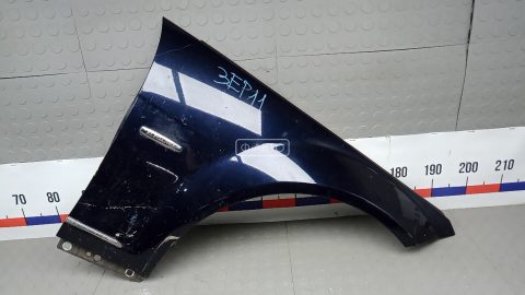 Крыло переднее правое
