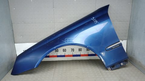 Крыло переднее левое