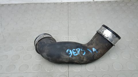 Патрубок интеркулера