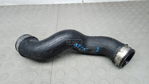 Патрубок интеркулера