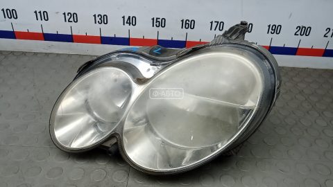 Фара левая