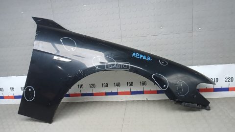 Крыло переднее правое
