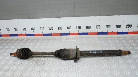 Привод передний правый