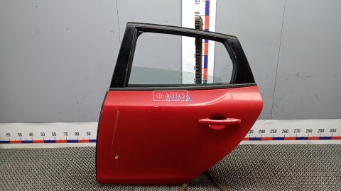 Дверь задняя левая