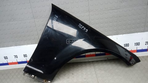 Крыло переднее правое