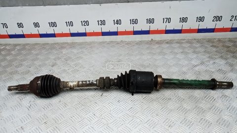 Привод передний правый