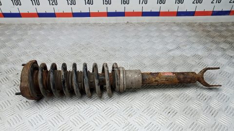 Стойка передняя левая